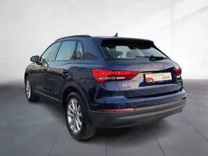 Audi Q3 35 TFSI LED PDC DAB Klimaautomatik Bild 3