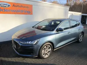 Ford Focus Lim. Titanium Automatik, SD, Schutzbrief