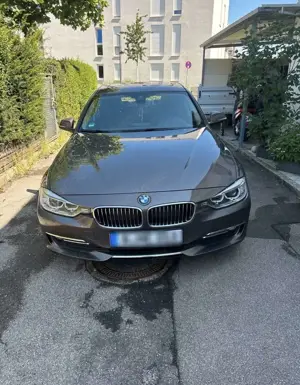 BMW 320 320d Luxury Line