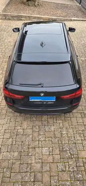 BMW 540 540i xDrive Touring Aut. Sport Line Bild 2