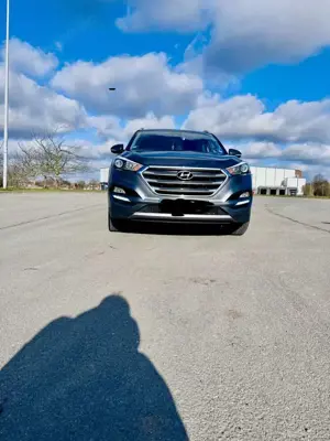 Hyundai TUCSON Tucson blue 1.7 CRDi 2WD Classic Bild 4