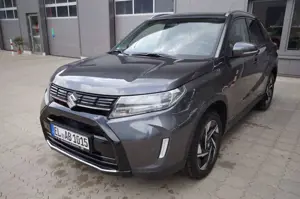 Suzuki Vitara Hybrid Comfort PLUS mit Ganzjahresreifen!