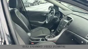 Opel Astra J Lim. 5-trg. Innovation TÜV PDC  SHZ Xen Bild 5