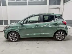 Hyundai i10 PREMIUM AUT SHZ KLIMAAUTOMATIK AMBIENTE ALU RFK... Bild 3