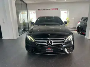 Mercedes-Benz E 220 E -Klasse*AMG*H-UP*LED*NAVI*WILD*360KAM*
