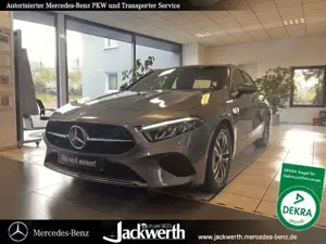 Mercedes-Benz A 180 A 180 d Kompaktlimousine Progressive/Navi/Autom.