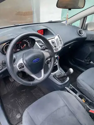 Ford Fiesta 1.25 Champions Edition