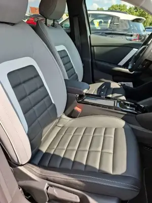Citroen C4 Lim. ë- Max Bild 5
