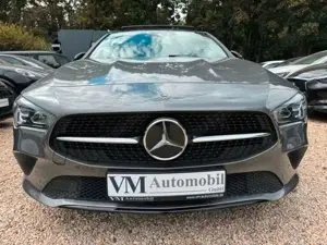 Mercedes-Benz CLA 200 Shooting Brake Pano*AHK*Nav*Leder*Kamera Bild 2