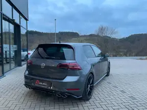 Volkswagen Golf VII Lim. R BMT/Start-Stopp 4Motion Bild 3