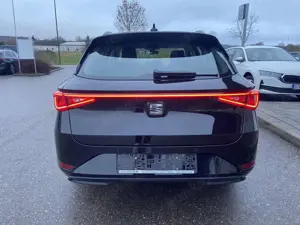 SEAT Leon ST 2.0 TDI DSG STYLE NAVI-PRO+LED+VIRTUAL-C Bild 4