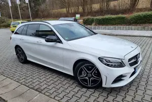 Mercedes-Benz C 200 d T 9G-TRONIC AMG Line ***Top***