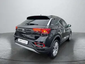 Volkswagen T-Roc 2.0 l TDI DSG Goal AHK Bild 5