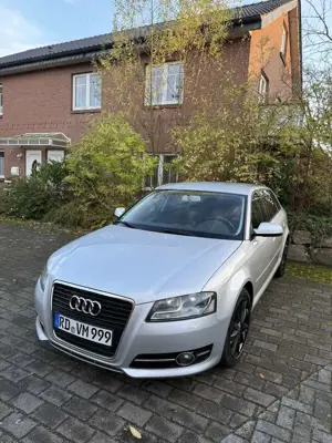 Audi A3 2.0 TDI Sportback DPF Ambiente Bild 2