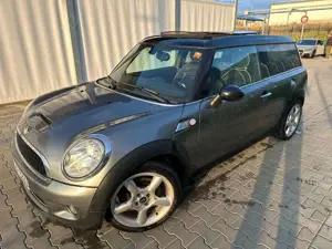 MINI Cooper S Clubman Bild 2