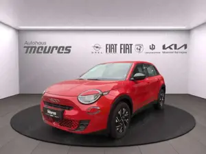 Fiat 600 Hybrid 110 PS Automatik, Allwetter Klima, Voll-LED