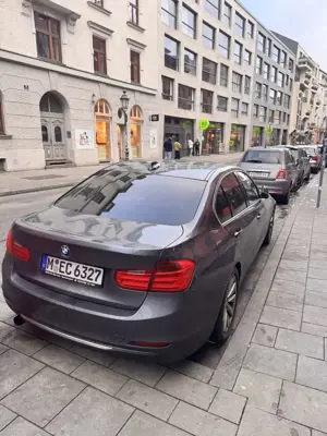 BMW 320 320i Aut. Luxury Line