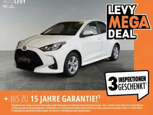 Toyota Yaris 1.5 Hybrid Business CARPLAY