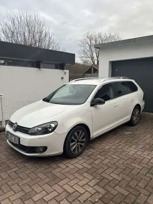 Volkswagen Golf 1.6 TDI DPF Comfortline