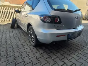 Mazda 3 3 Fließheck 1.6 Sport Active Bild 4