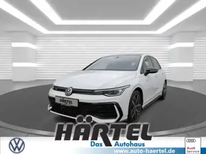Volkswagen Golf R-LINE BLACK STYLE 1.5 ETSI DSG Sportpaket