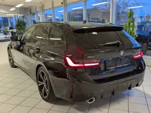 BMW 320 d xD M-Sport HUD Pano ACC LED-adaptiv AHK Bild 5