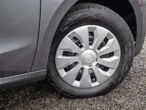 Skoda Fabia 1.0 Essence KLIMA PDC SITZHEIZUNG LED Bild 5