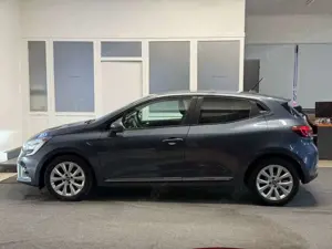 Renault Clio V Experience/Assistent-Systeme/Parkhilfe Bild 2