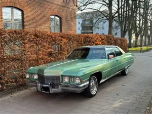 Cadillac Deville Sedan Deville