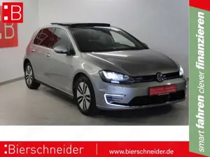 Volkswagen Golf VII 1.4 TSI DSG GTE AHK DCC LED PANO STAND