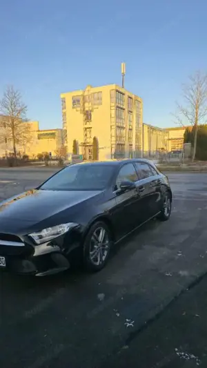 Mercedes-Benz 200 a200d