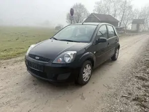 Ford Fiesta Fiesta  5-Türer 1.3 Ambiente
