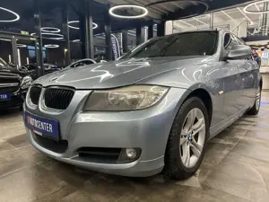 BMW 318 d Touring *Klima*SHZ*TÜV*Navi*PDC*AHK* Bild 2