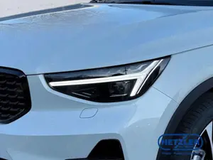 Volvo XC40 Plus Dark StandHZG Leder Soundsystem HarmanKardon Bild 5