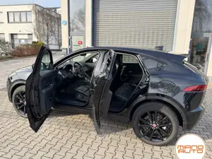 Jaguar E-Pace R-Dynamic S AWD Plug-In Hybr. *Mod. 2022|Panorama* Bild 4