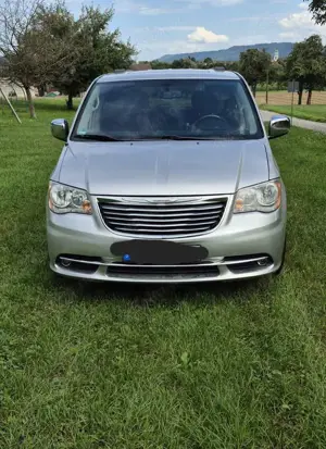 Chrysler Town  Country Limited mit Schiebedach und  Vollausstattung !!!
