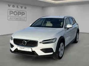 Volvo V60 Cross Country B4 AWD PRO AHK CAM HK STDHZ