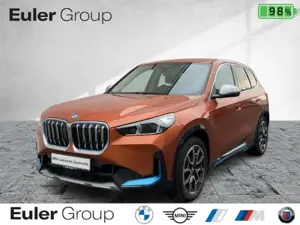 BMW iX1 xDrive 30 Adapt. Fahrwerk Sportsitze HiFi LED