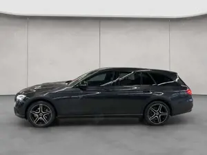 Mercedes-Benz E 220 E-Klasse Bild 2
