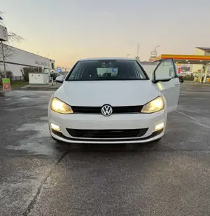 Volkswagen Golf 1.2 TSI BlueMotion Technology Cup