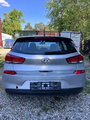 Hyundai i30 i30 1.4 Select Bild 4
