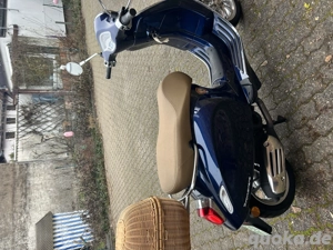 Vespa Roller 50 fast nagelneu