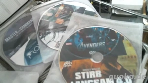 Biete neuwertige DVD Box für 300 DVD s,sind knapp 78 DVD mit Spielfilmen auf 8 GB DVD s an. Box Gesa