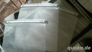 Biete neuwertige DVD Box für 300 DVD s,sind knapp 78 DVD mit Spielfilmen auf 8 GB DVD s an. Box Gesa Bild 6