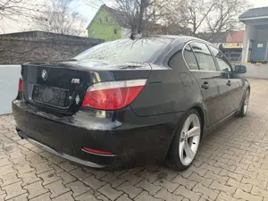 BMW 523 523i Bild 3