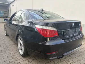 BMW 523 523i Bild 4