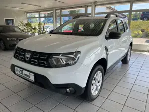 Dacia Duster II Comfort 4WD*AHK*Klima*SitzHeiz*1-Hand*
