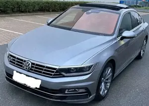 Volkswagen Passat Passat 2.0 TDI SCR 4Motion*NEU 73,250€*R-Line*Standheiz*AHK*Pano*Kamera*LED*Navi*L Bild 4