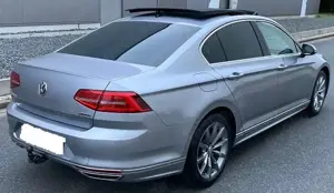 Volkswagen Passat Passat 2.0 TDI SCR 4Motion*NEU 73,250€*R-Line*Standheiz*AHK*Pano*Kamera*LED*Navi*L Bild 2