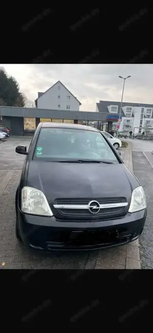 Opel Meriva 1.6 16V Easytronic (Essentia)